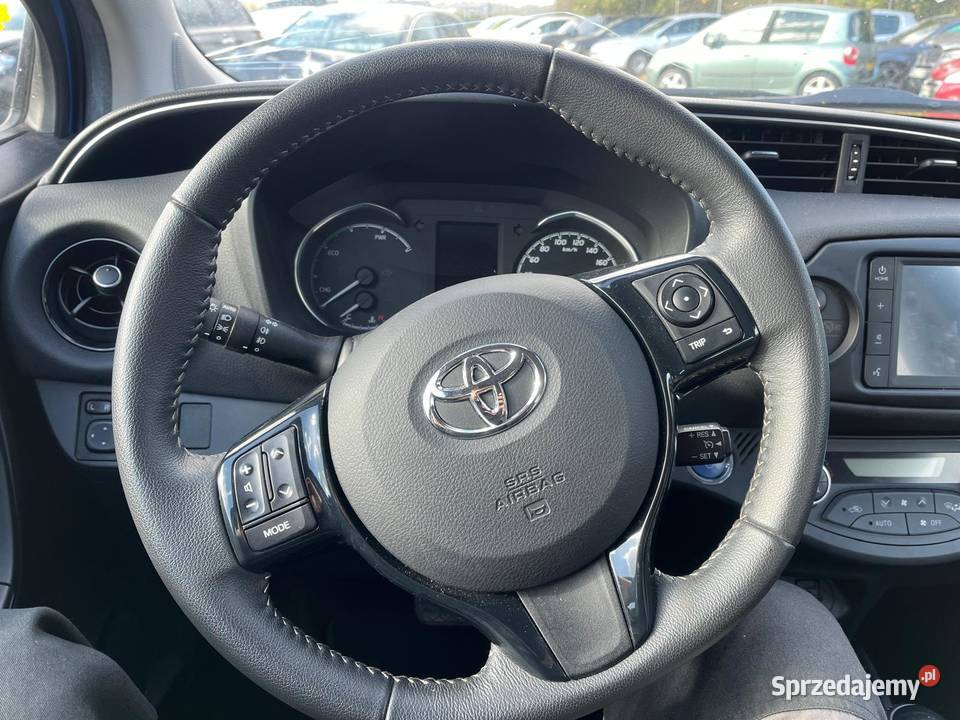 TOYOTA Yaris Hybride 100H Dynamic FL139 podkarpackie Przemyśl sprzedam