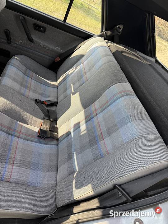 Volkswagen Golf 2 16bezynagaz nieuszkodzony