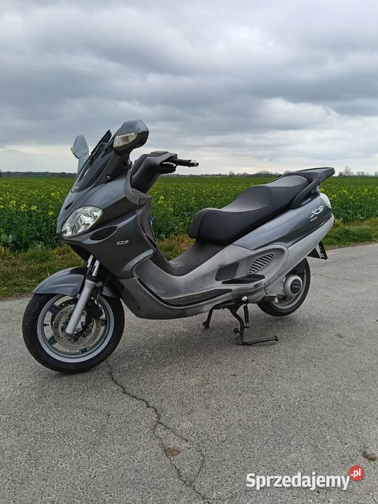 Skuter Piaggio X9 Gostomia