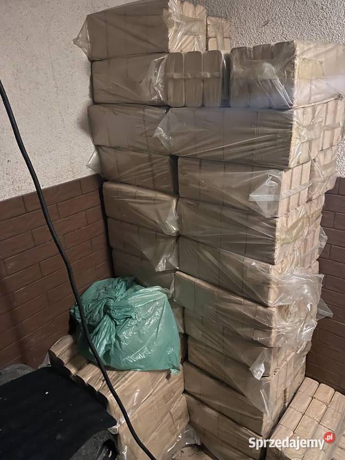 Sprzedam brykiet dębowy w paczkach 10 Kryspinów