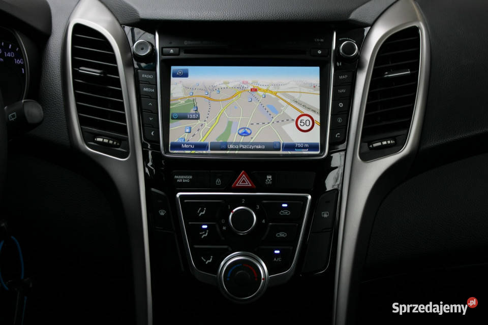 Hyundai i30 Bezwypadkowy bogata wersja