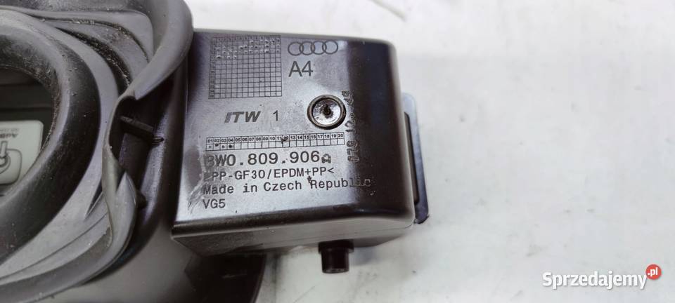 KLAPKA WLEWU PALIWA AUDI A4 B9 8W0809906A LY9B Przystajń