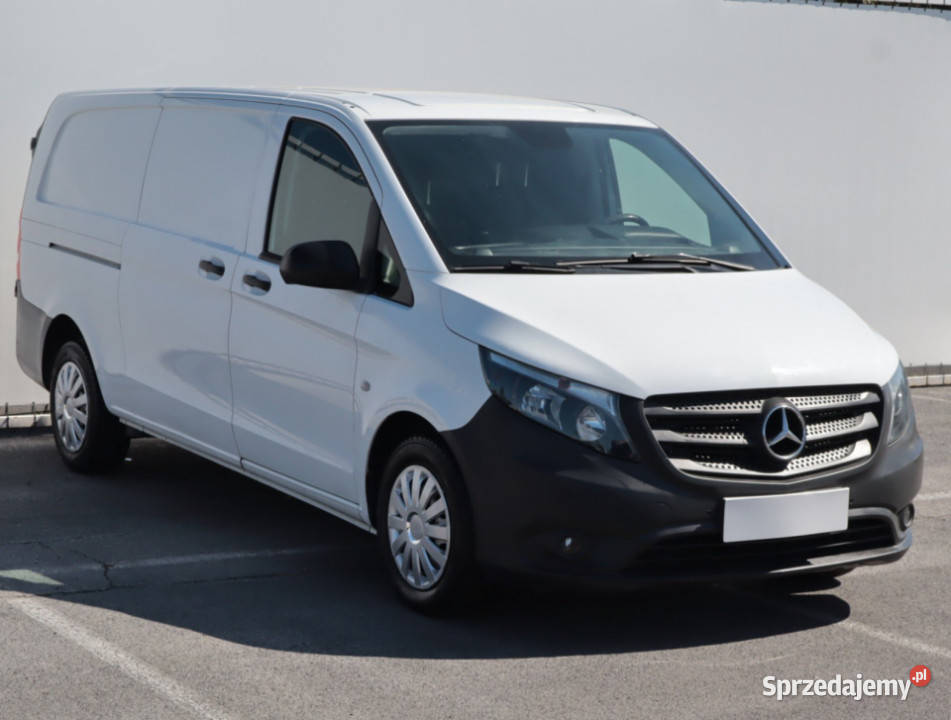 Mercedes Vito 111 CDI światła przeciwmgielne Lublin
