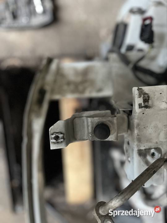 Wzmocnienia czołowe pas Opel zafira C lift Mielec