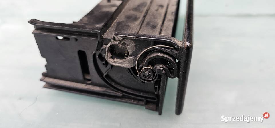 Schowek pod radio mercedes w210 avantgarde Schowki, półki wielkopolskie Zbąszyń