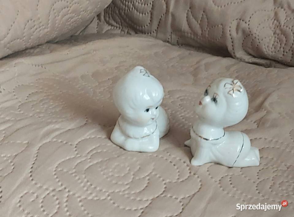 Dwie miniaturowe figurki dzieci kolekcjonerskie Pozostałe Białystok