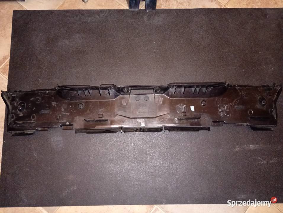 Osłona pasa bagażnika BMW E36 Lublin