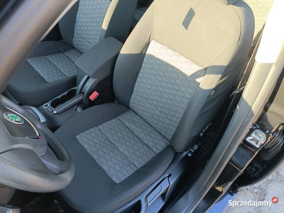 Skoda Octavia 2011 14 TSI ASO klimatyzacja Kombi Kielce sprzedam