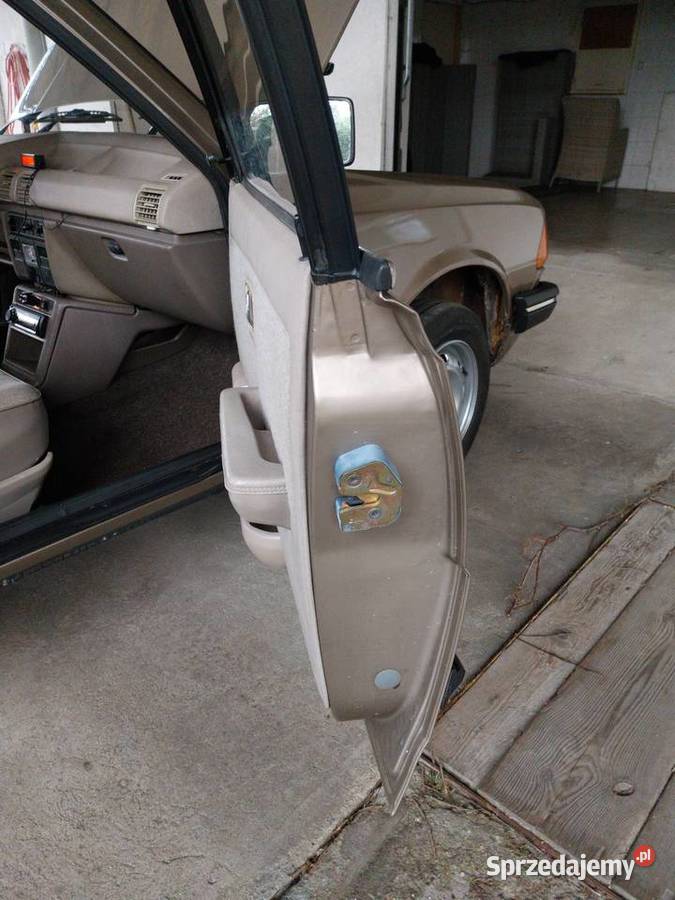 Peugeot 305 GL pomorskie