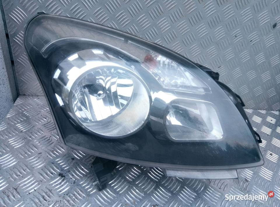 Renault Koleos I 2011 Przód strona prawa Lampa osobowe Lampy przednie Barłogi