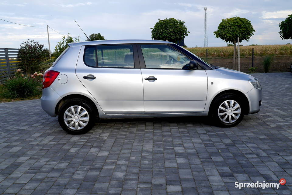 Skoda fabia 2009 dlugie opłaty srebrny Słomniki
