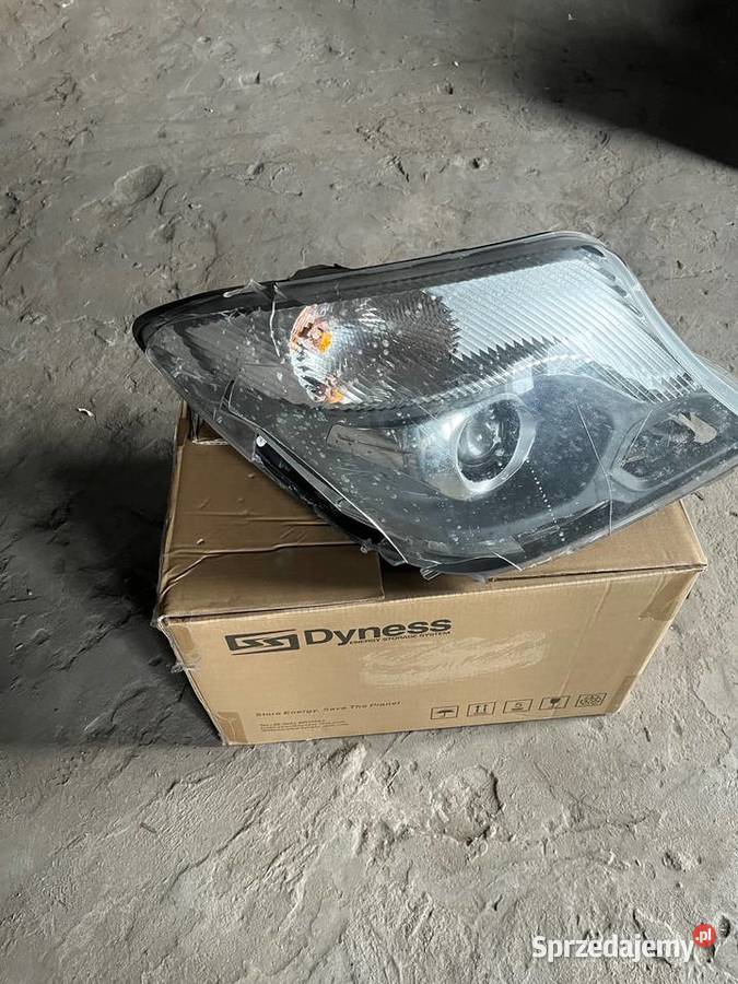 Sprzedam lampę przód mercedes sprinter dostawcze