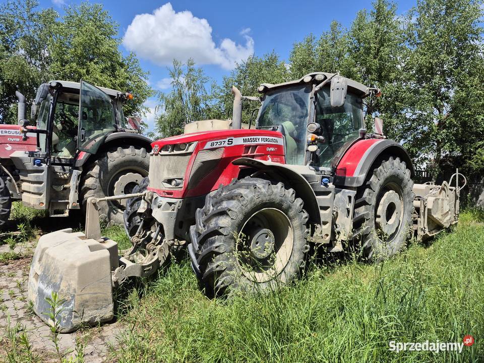 DWA CIĄGNIKI MASSEY FERGUSSON MF8737 Pozostałe świętokrzyskie Kielce sprzedam