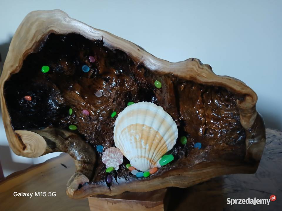 Ozdobna lampa z drewna i muszli unikalna małopolskie Skawina