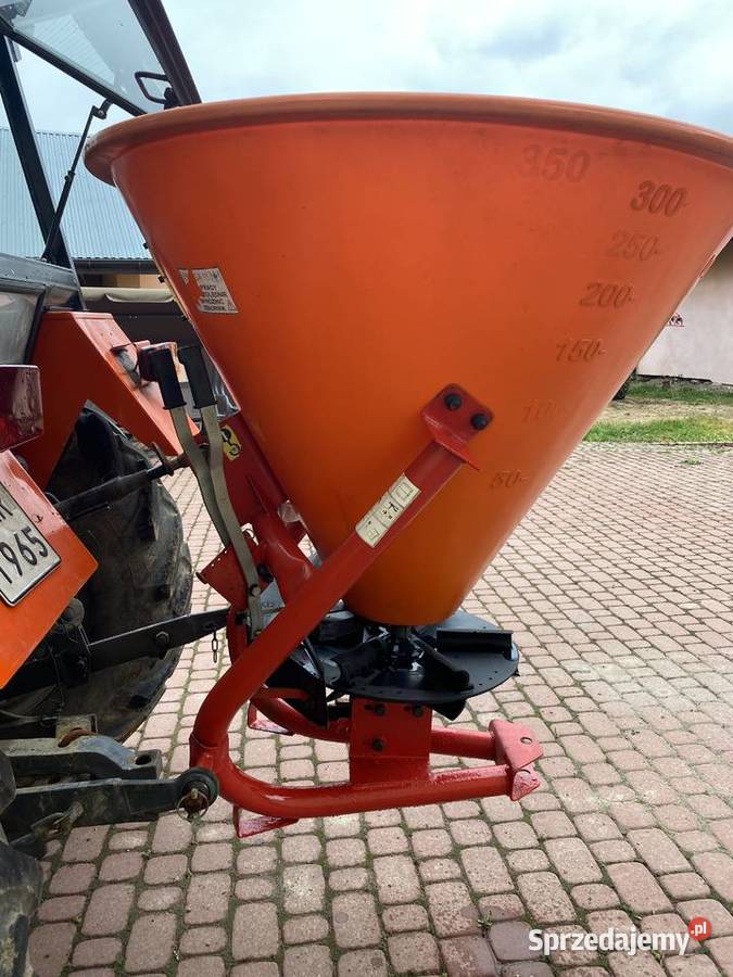 Rozsiewacz do nawozów lejek 350l Przybówka