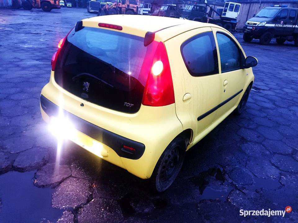 Peugeot 107 10i 2008 123000 Rok produkcji 2008 sprzedam