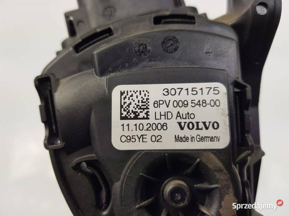 PEDAŁ VOLVO XC 70 30715175 Części samochodowe Lipno