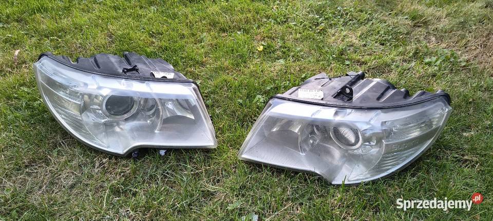 Sprzedam uszkodzone reflektory Skoda Superb 2 sprzedam