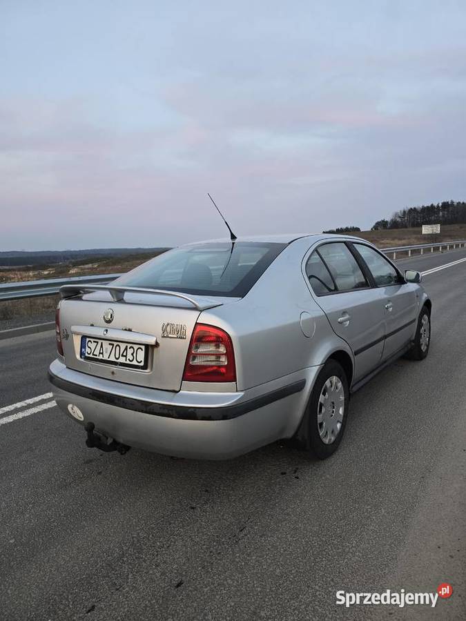 Skoda Octavia Liftback 19 2001 r