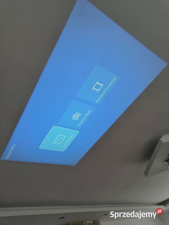 Projektor LED android 11 Tyczyn sprzedam