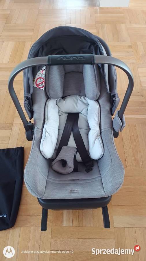 Fotelik samochodowy Nuna z bazą Dla Dziecka Ciechanów