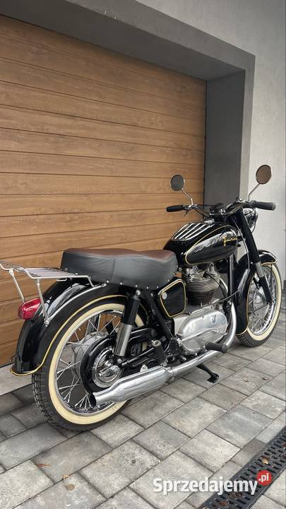 Motocykl Junak M07010 stan kolekcjonerski Junak Zaborze