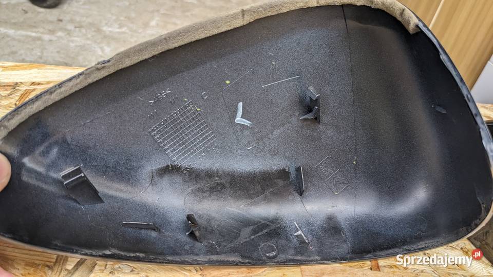 Obudowa lusterka citroen C5 x7 lewa prawa Przystajń
