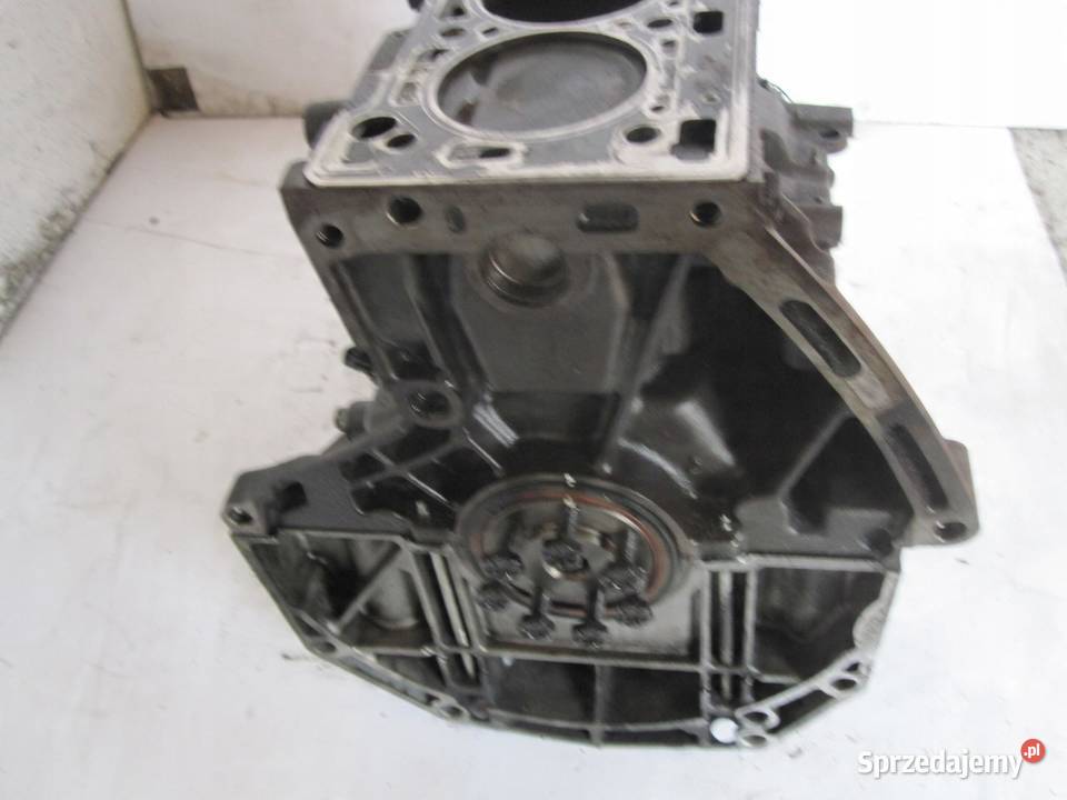 RENAULT MEGANE 16 16V 10R K4M858 110 149 Blok świętokrzyskie