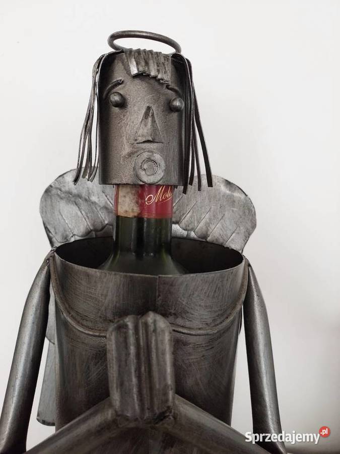 Anioł metal obudowa na wino metaloplastyka Wrocław