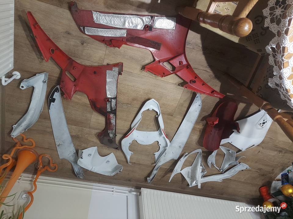 Plastiki Owiewki r6 rj11 oryginalne Motoryzacja Blizne