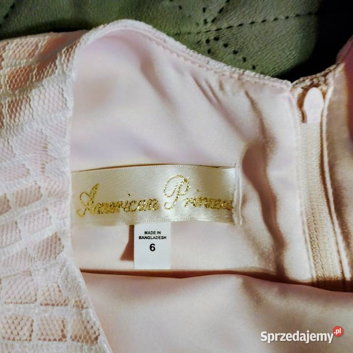 Sukieneczka różowa z kokardką i perełkami Sukienki i spódniczki Zaścianki