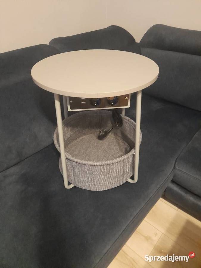 Stolik z gniazdkiem I gazetnikiem Gliwice sprzedam