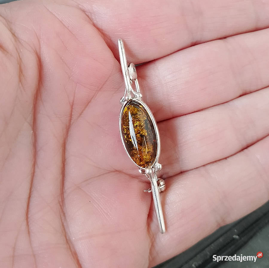 broszka ze srebra 925 z bursztynem Broszki Suwałki