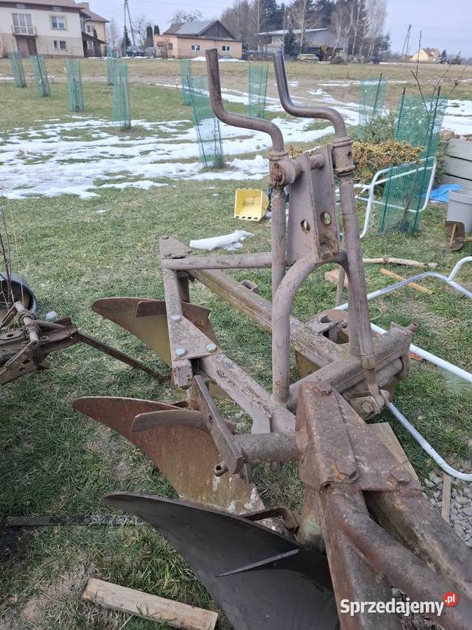 Sprzedam pług grudziądz 2 skibowy stary typ duży Pługi Trzcinica