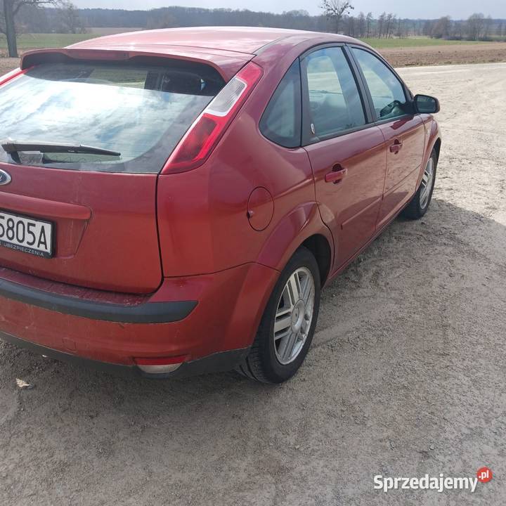 Ford Focus 18 Benzyna elektrycznie ustawiane fotele Sądów