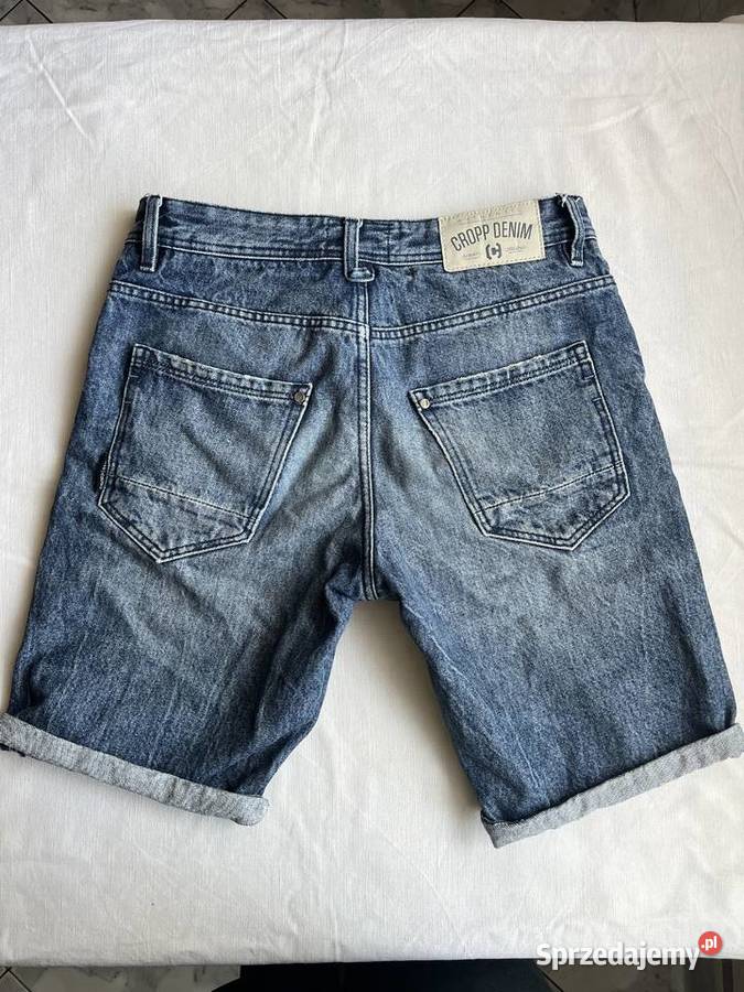 Męskie spodenki jeansowe CROPP krótkie rozmiar W Sochaczew