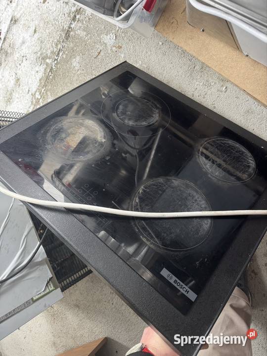 Lodówka stoły kasa zlewy drzwi zamrażarki Magazynowanie