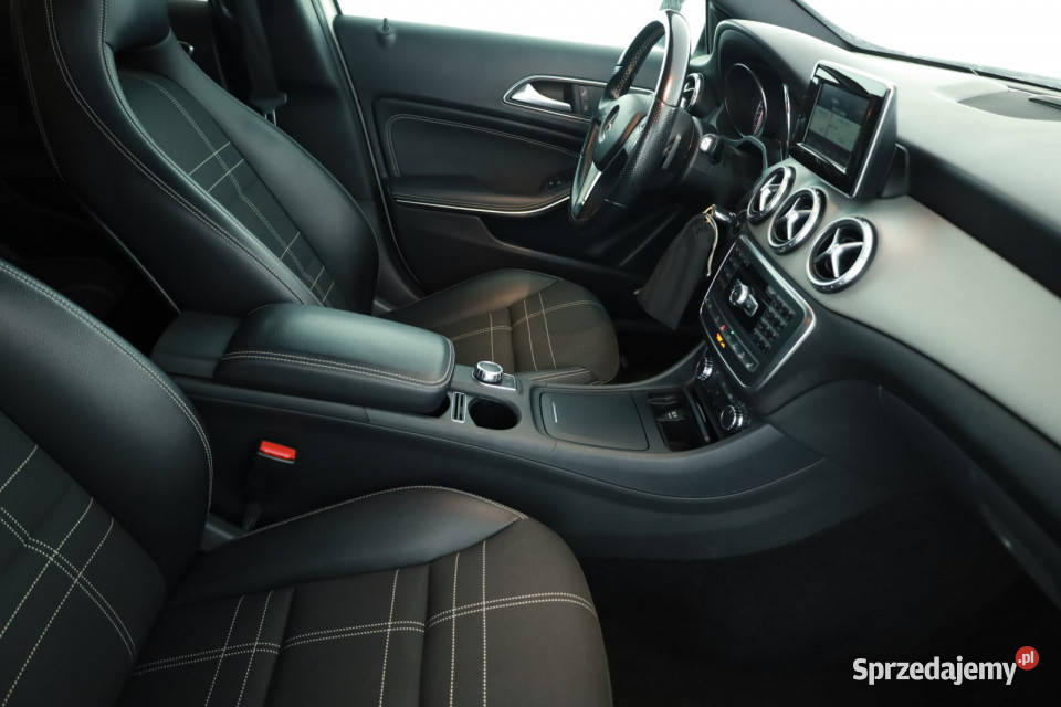 Mercedes GLA GLA 250 4MATIC ESP Piaseczno