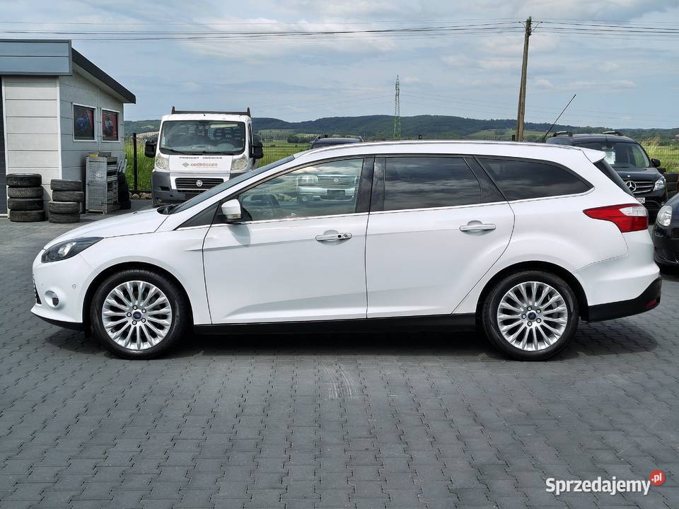 Ford Focus 2012 Benzyna Zadbany Dwa Kpl kół nawigacja Zarszyn