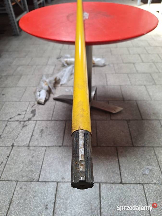 84323196 Wałek kombajn Holland sprzedam