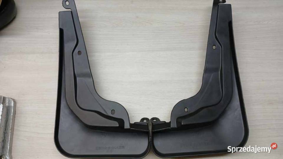 Chlapacze Audi Q4 ETron łódzkie Pabianice