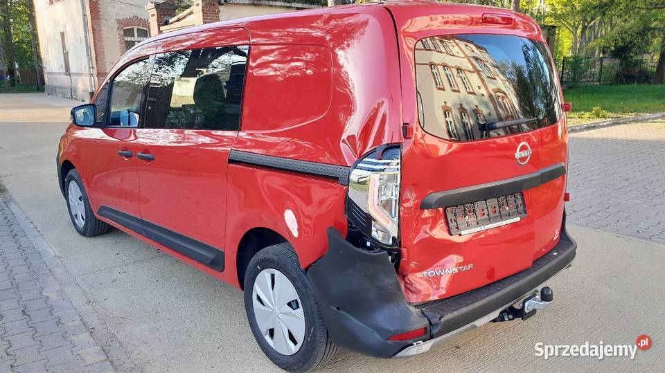 Nissan towstar 13 benzyna wersja 5 pięcio