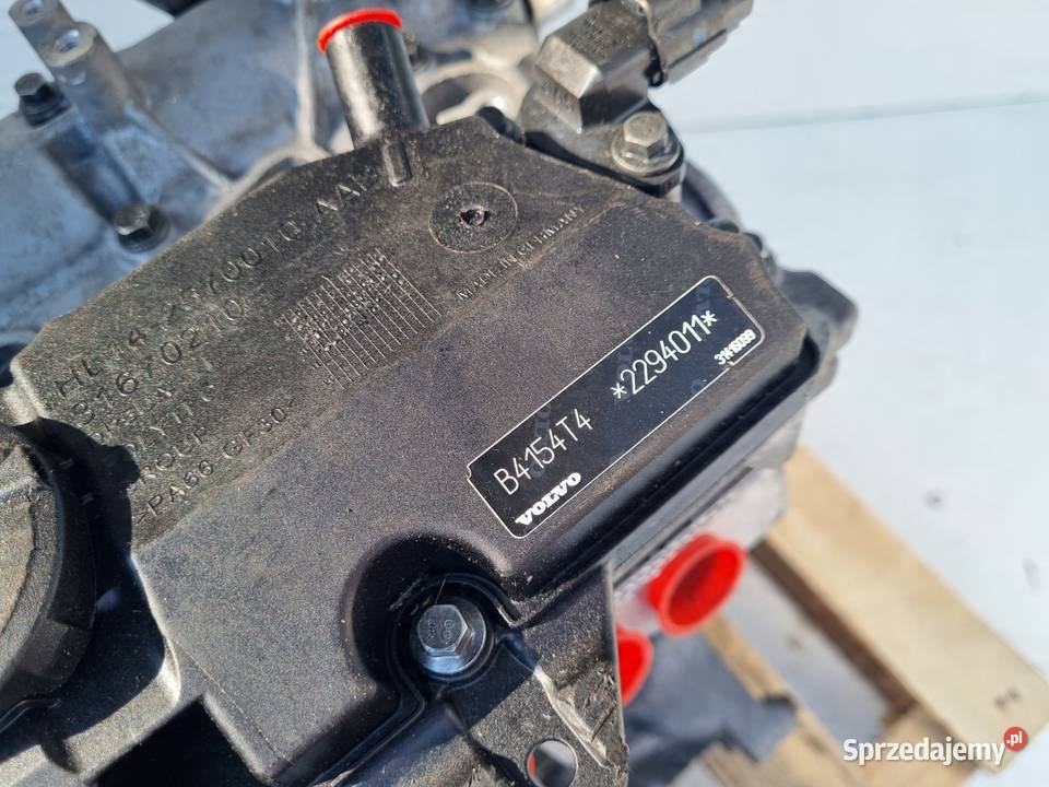 SILNIK Volvo V60 S60 II 15 T3 1018r igiełka 21 Janów sprzedam