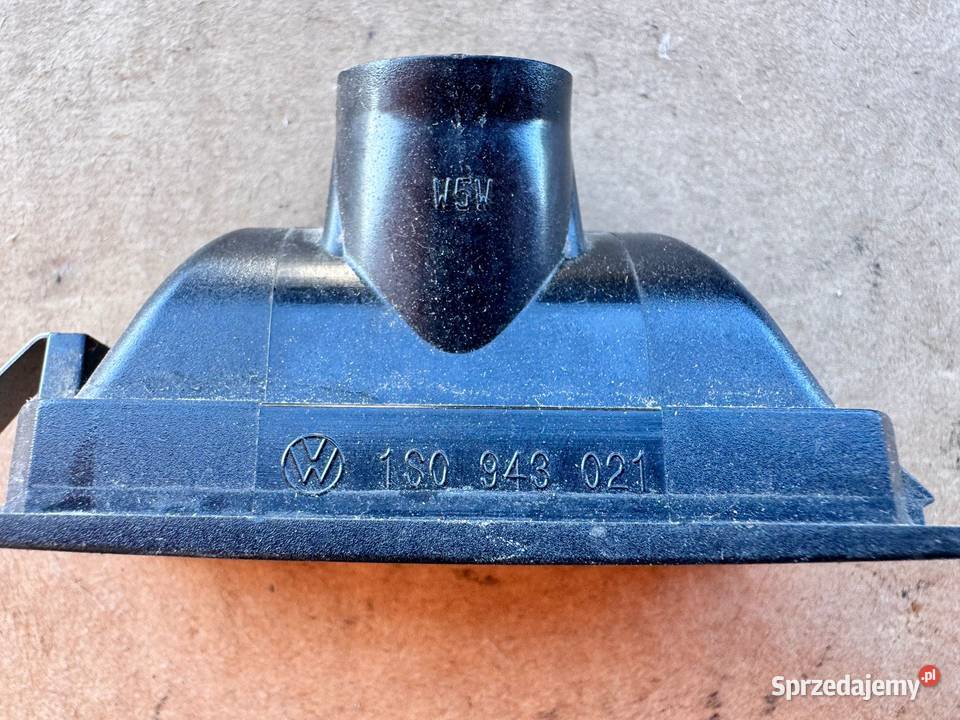 Lampa oświetlenia tablicy rejestracyjnej VW Up osobowe Brzesko