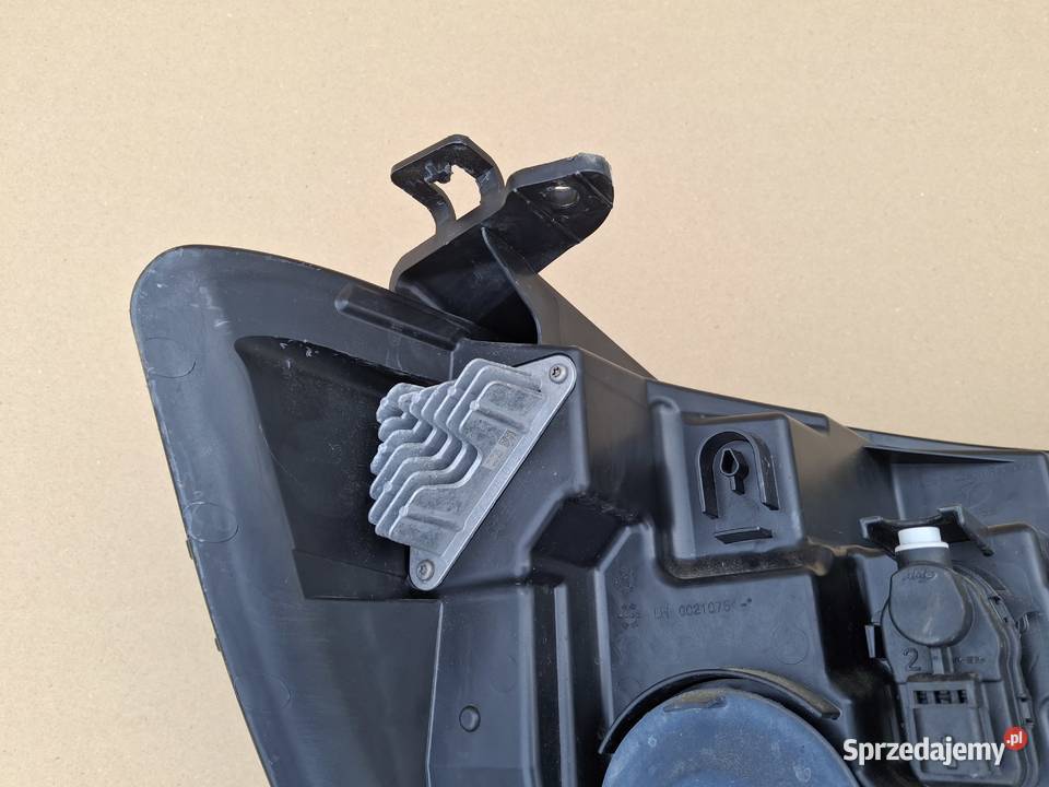 RENAULT MASTER IV 4 REFLEKTOR LEWY LED LAMPA Bieleń