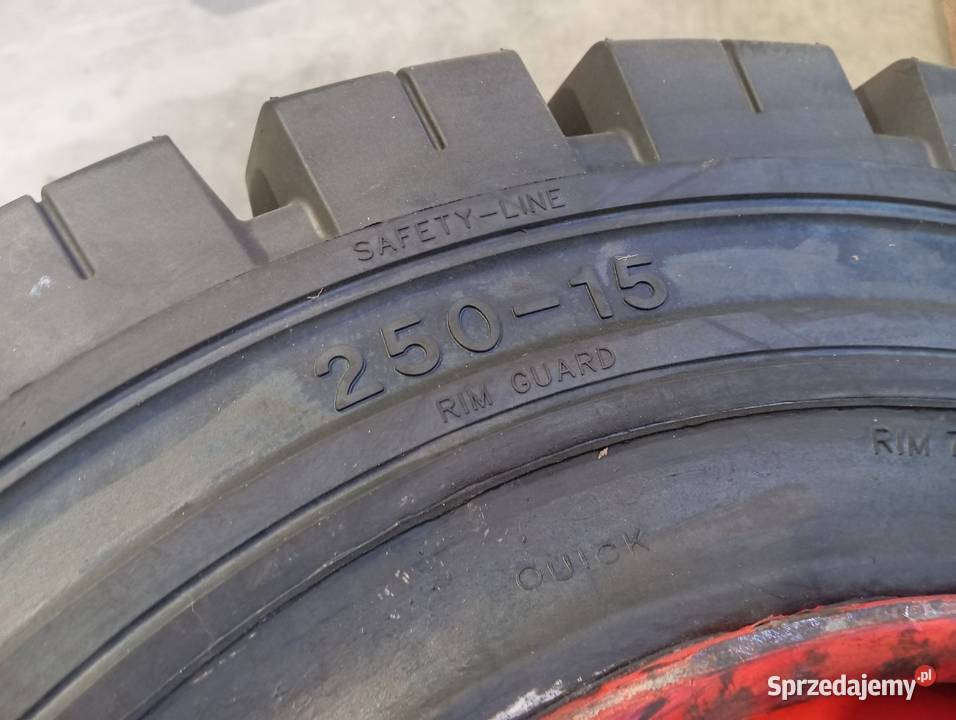 Koła pełne 25015 2507015 Linde H40 H45 H50 Linde Błędów sprzedam