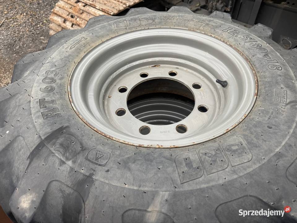Kompletne koła 1258018 nowe opony do ładowarki Motoryzacja Chojnów
