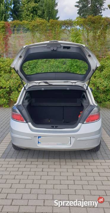 Opel Astra H 2008 r Spalanie 5L Silnik 17 1686cm3 Opel Serock