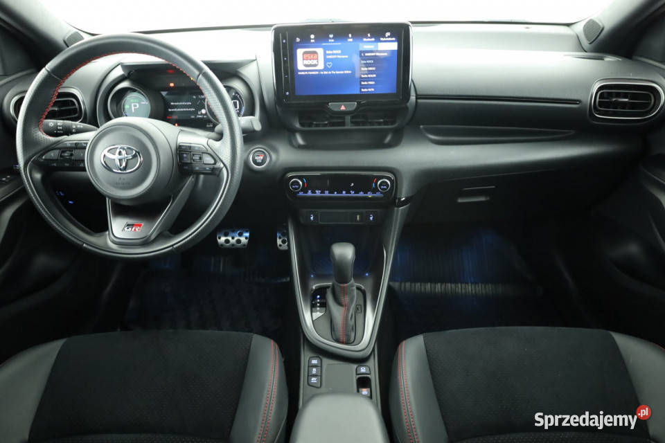 Toyota Yaris 15 VVTi Hybrid centralny zamek