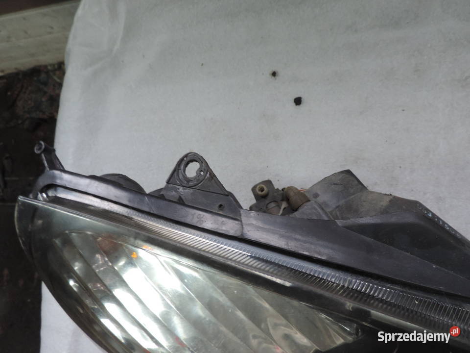 RENAULT CLIO II LIFT LAMPA PRAWA PRZEDNIA PRZÓD Nowy Sącz